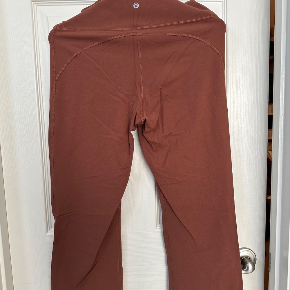 Lululemon Groove SHR Crop 23" Antique Copper - Picture 3 of 5